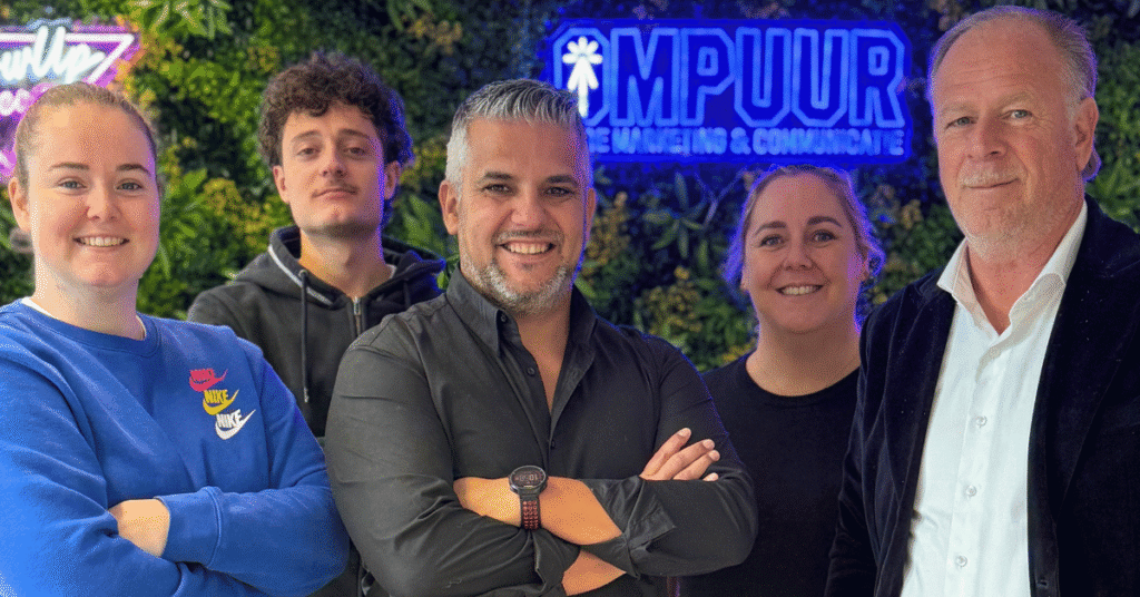 Ompuur Community Relations En Public Relations